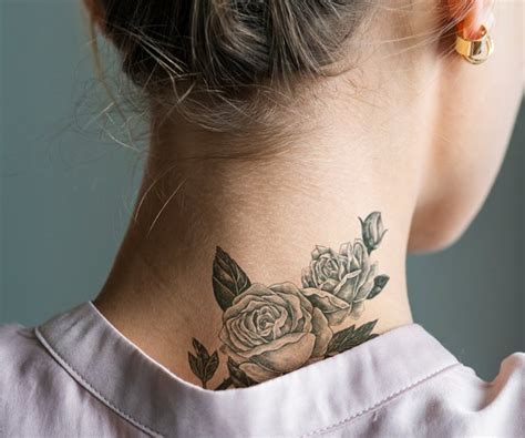 Tattoo unter der Brust: Die schönsten Underboob